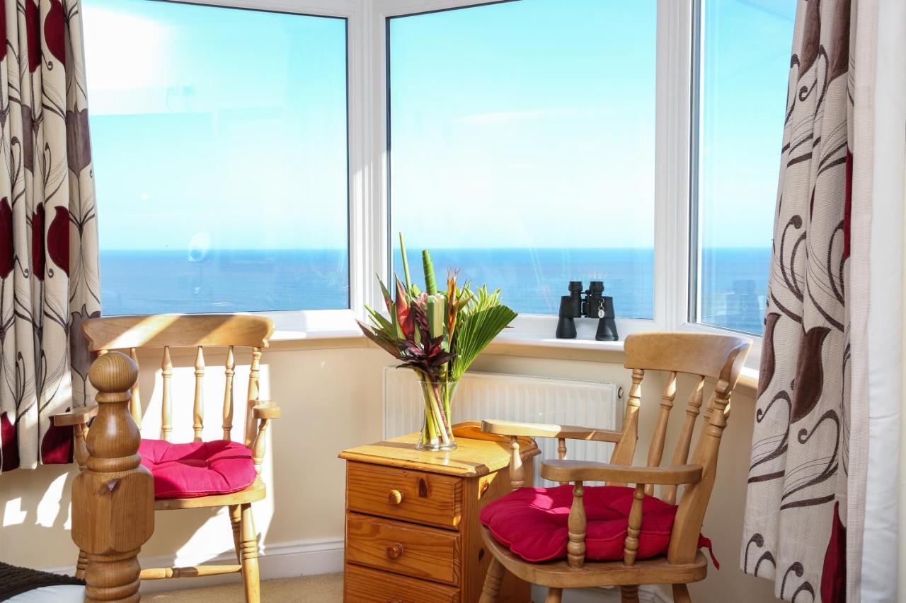 The Seacliffe - Whitby Hotel Екстериор снимка