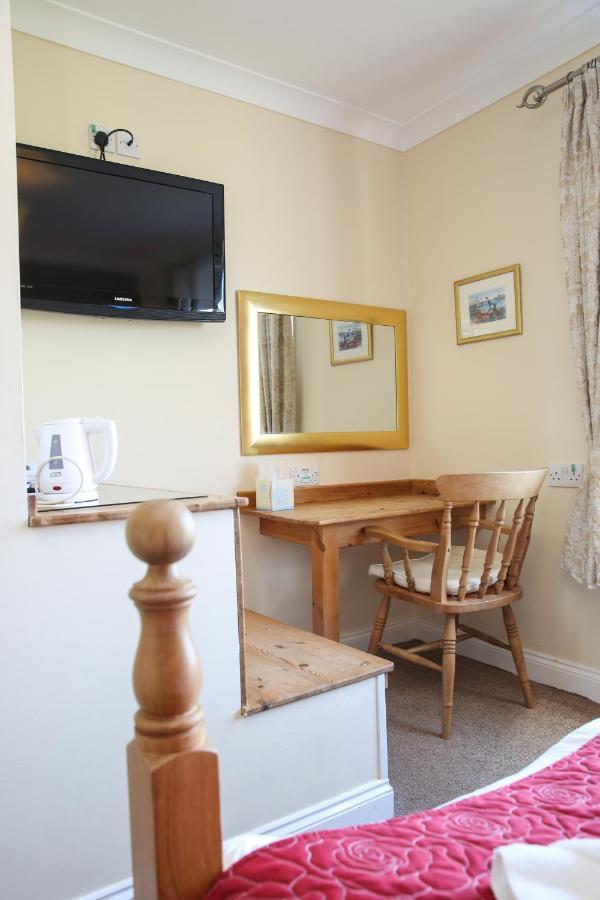 The Seacliffe - Whitby Hotel Екстериор снимка